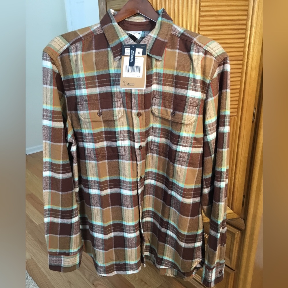 The North Face - Flannel Shirt - LARGE - New with tags